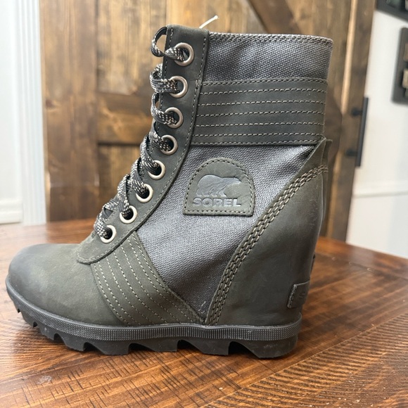 SOREL Prestyn Waterproof Wedges - Picture 3 of 11